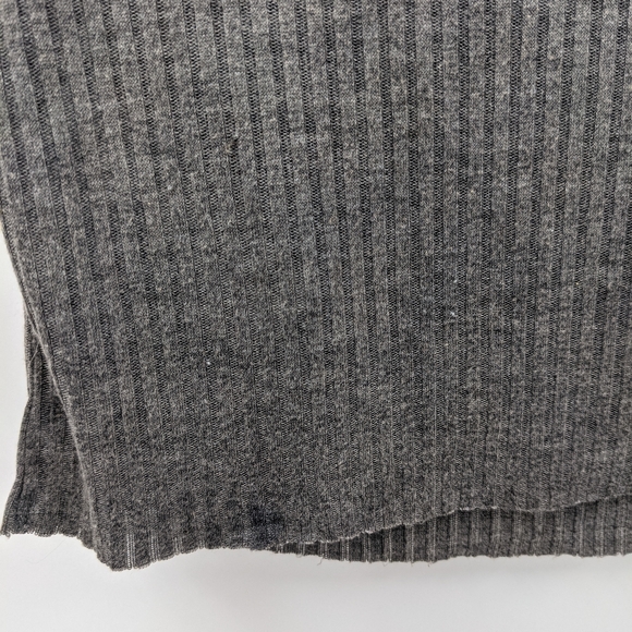 NWT TOPSHOP Ribbed Crop Top - Picture 5 of 5